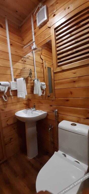 Порт-Блэр: Adhvasaha Beach Spa Resort