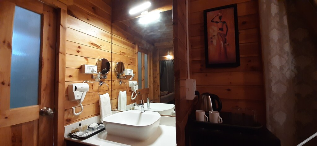 Порт-Блэр: Adhvasaha Beach Spa Resort