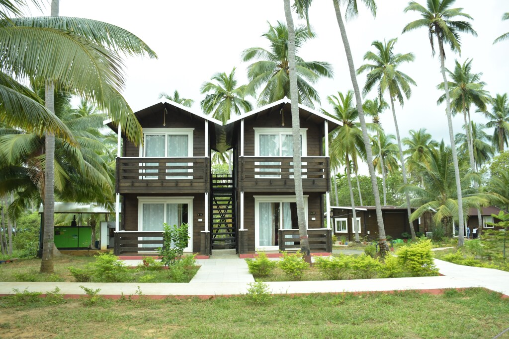 Порт-Блэр: Adhvasaha Beach Spa Resort