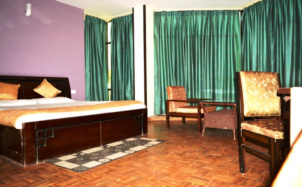 Прем-Нагар: Hotel Burans Residency