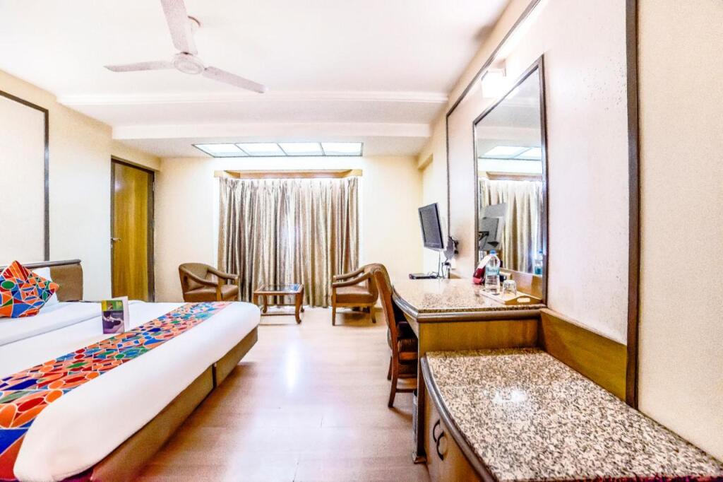 Пуна: Gandharv Residency