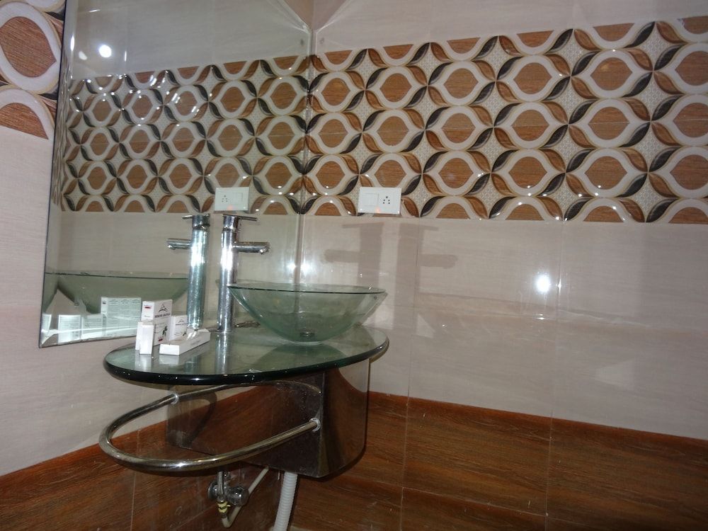 Аджмер: Palette - Serene Aravali Resort