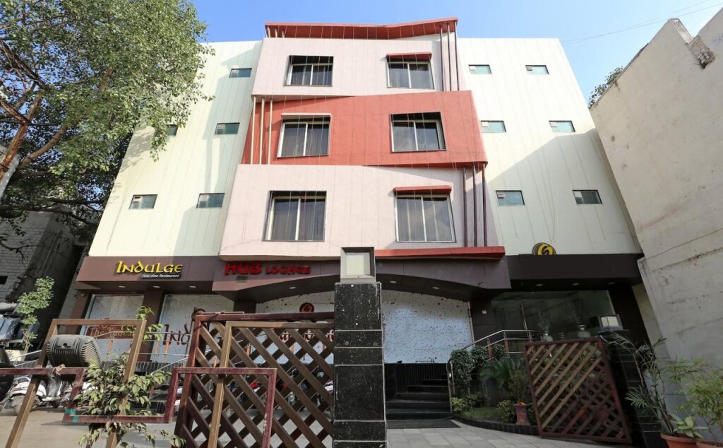 Райпур: Hotel The Sudesh