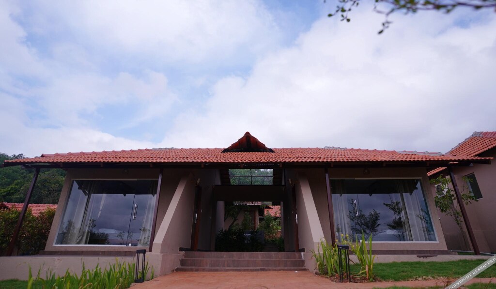 Раманагара: Ravishing Retreat