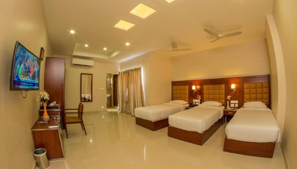 Раманатапурам: Awinco International Hotel