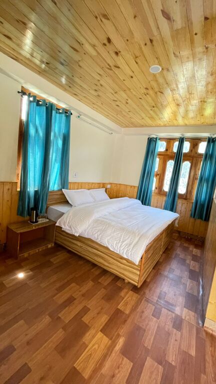 Сангла: Hotel Kamru