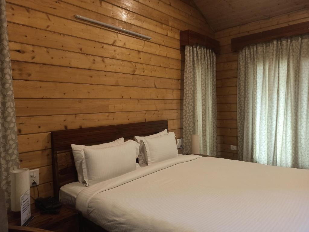 Шиллонг: Ri Shat Sngi Orchid Resort By World Choice