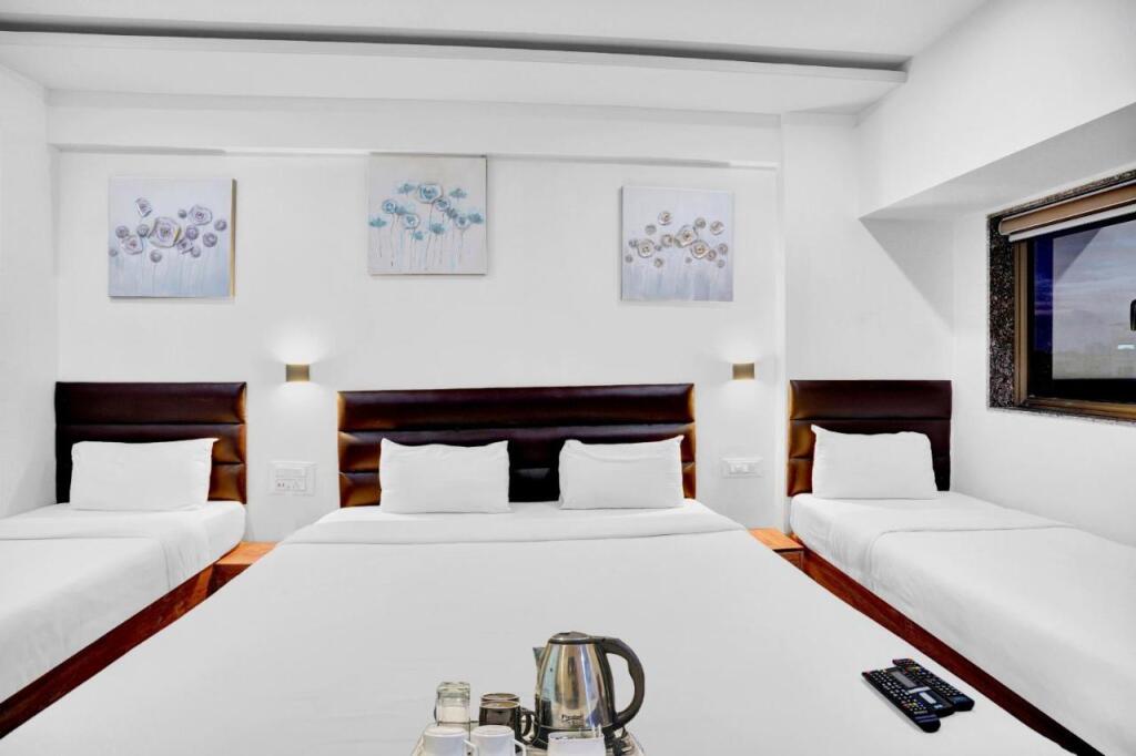 Сурат: Hotel Pearl Residency