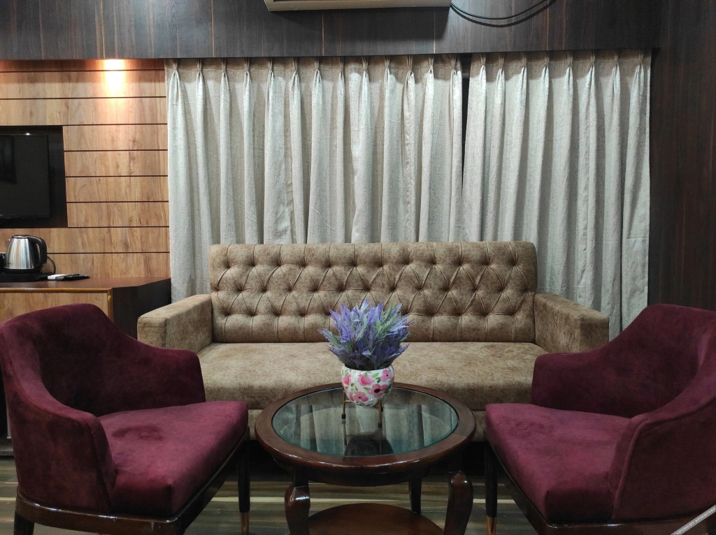 Тезпур: Hotel Aavas Inn
