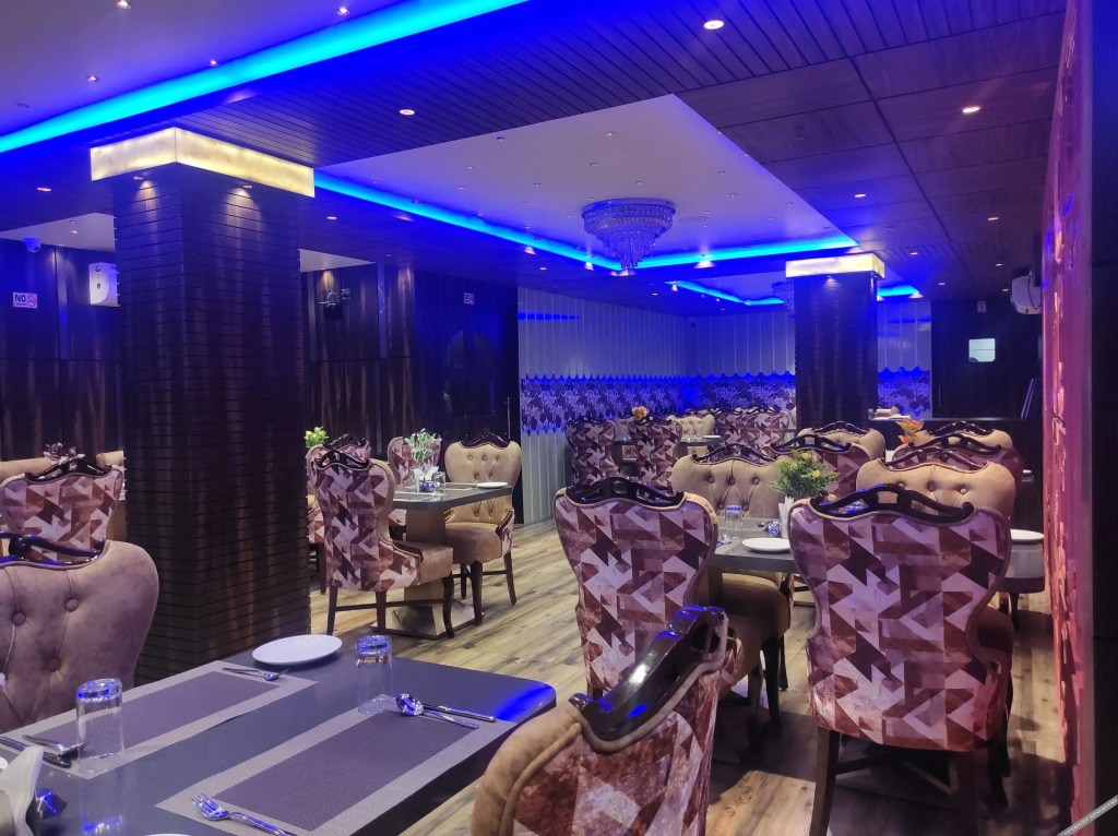 Тезпур: Hotel Aavas Inn