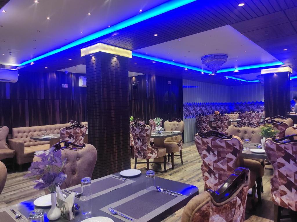 Тезпур: Hotel Aavas Inn