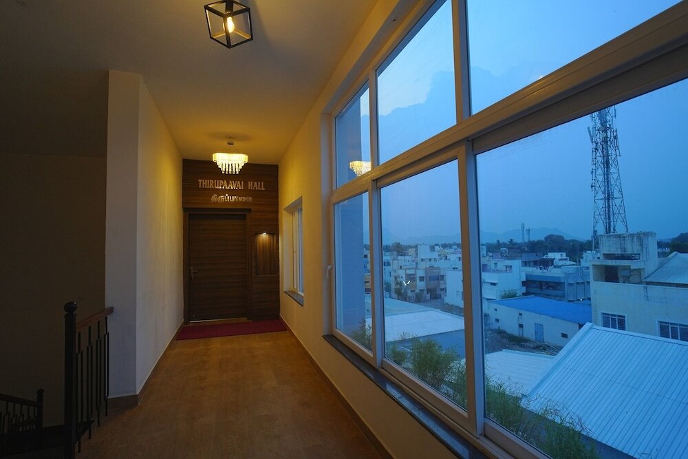 Тируваннамалай: Hotel Seasons