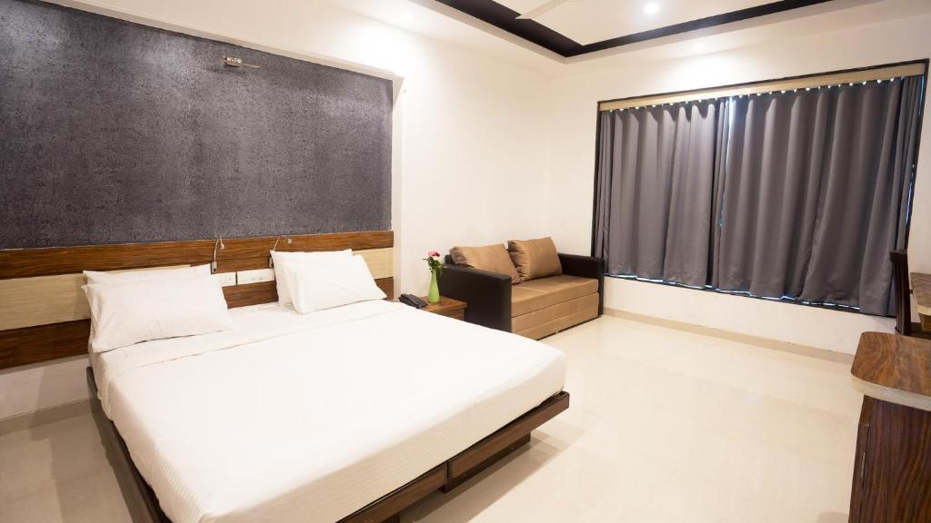 Лонавала: Diwatel Grande Resort, Managed By Confraworld Hospitality