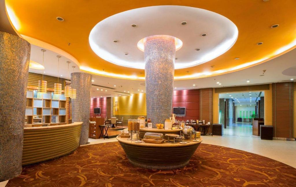 Лудхиана: NIRVANA Luxury Hotel l Ludhiana