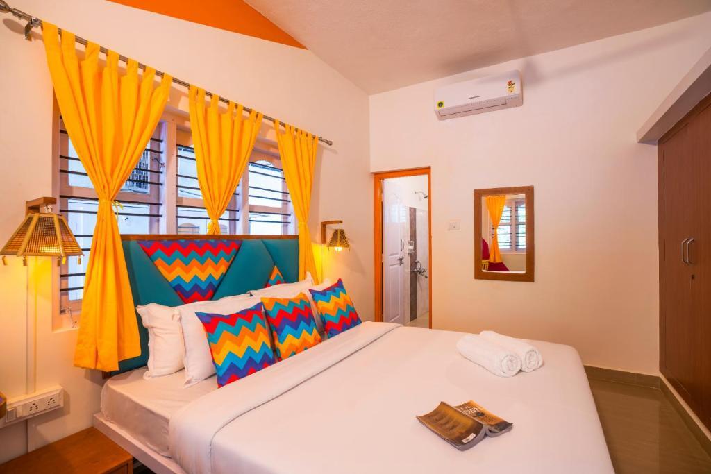 Кушалнагар: goSTOPS Coorg