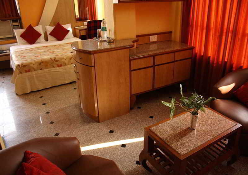 Мумбаи: Hotel Imperial Palace Part 1