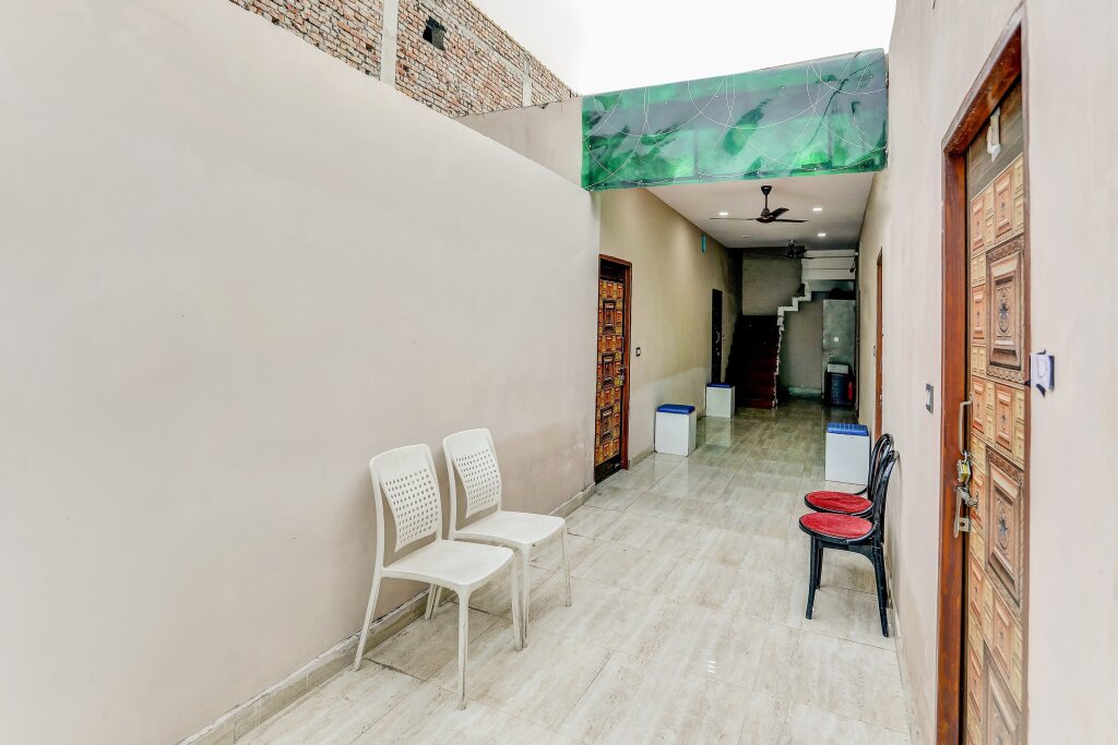 OYO 83505 The Miraj / Hr10 Hotel — фото 3