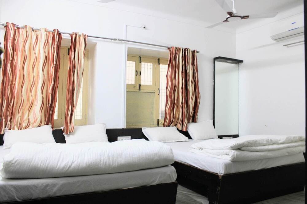 Натхдвара: Maruti Group of Hotels - Tulsi Hotel