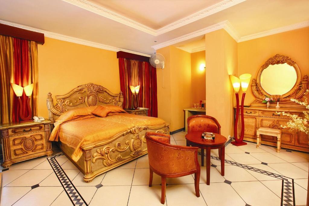 Паллипурам: Emarald Resort