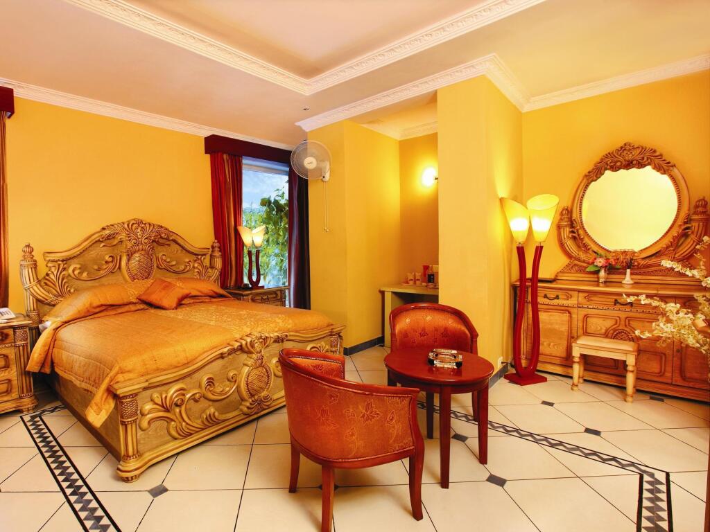 Паллипурам: Emarald Resort