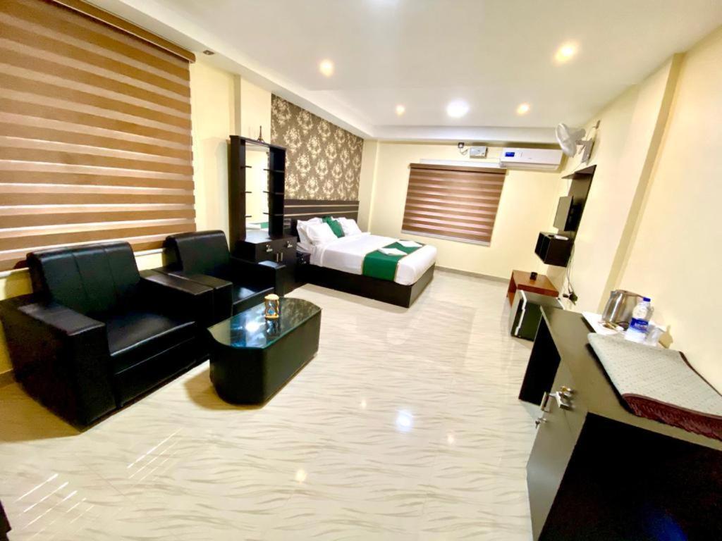 Паллипурам: Builda Park inn
