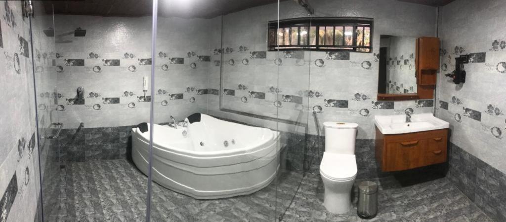 Паллипурам: Builda Park inn