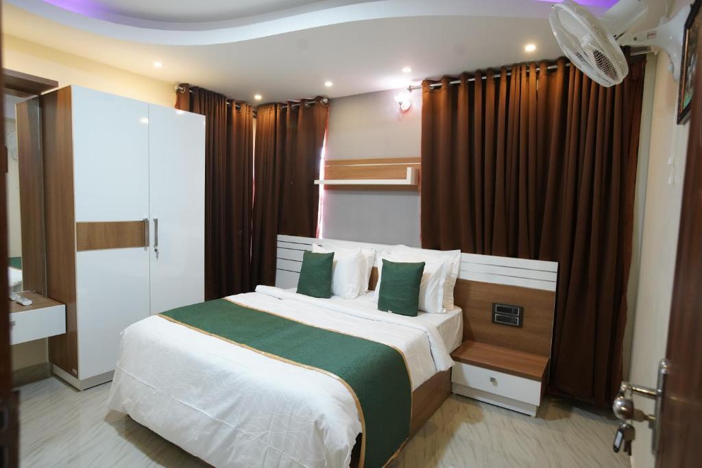 Паллипурам: Builda Park inn