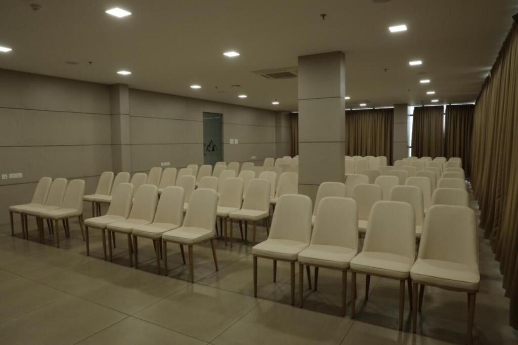 Перумал Ковил Пати: Dreamotel Luxury Suits And Rooms