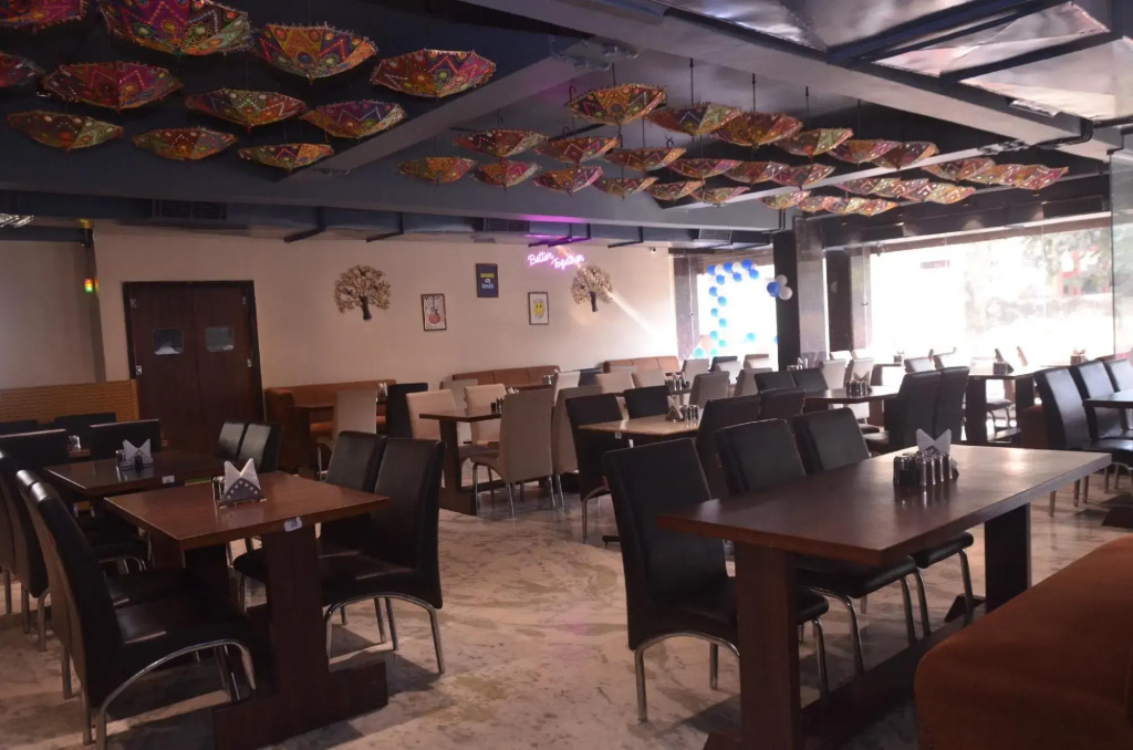 Праяградж: Hotel Sukhdham