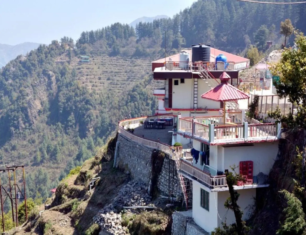 Прем-Нагар: Mount View Dhanaulti Dreams