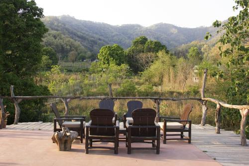 Крепость Ramnagar: Paatlidun Safari Lodge, Jim Corbett