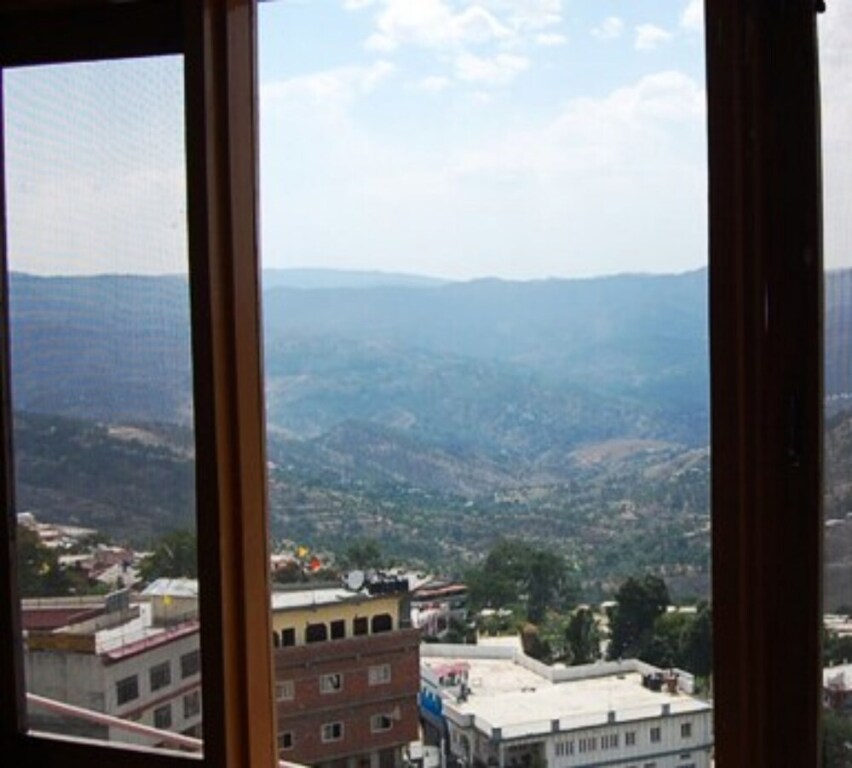 Сукха: Goroomgo Himsagar Almora