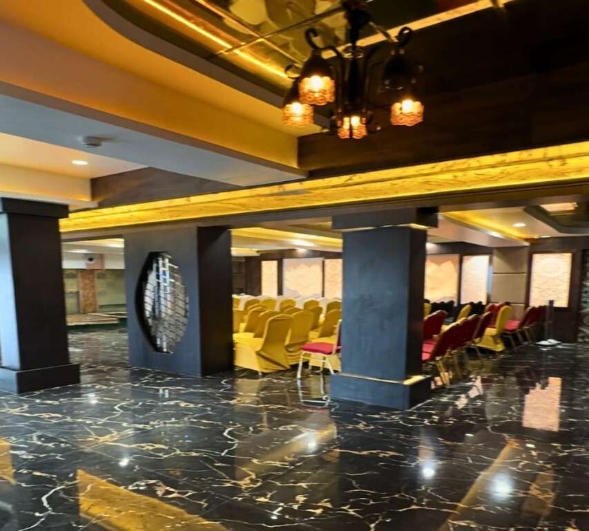Сарнатх: Hotel Runway Inn