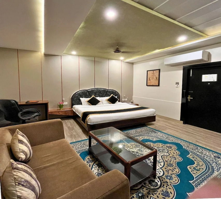 Сарнатх: Hotel Runway Inn