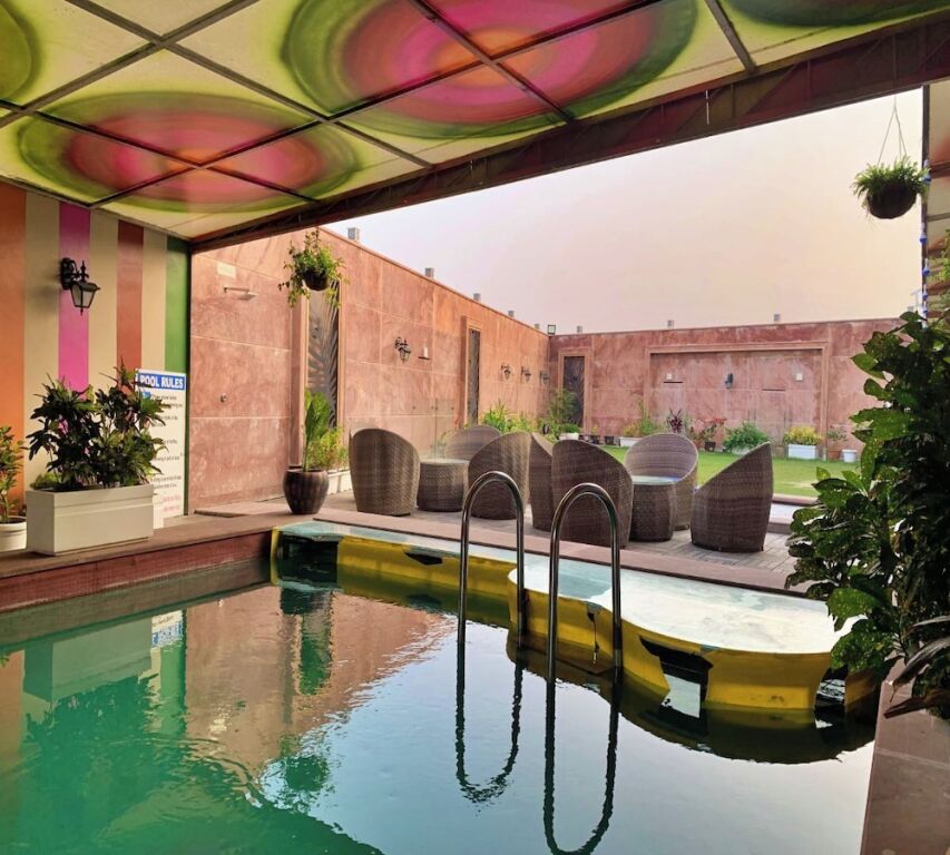 Сарнатх: Hotel Runway Inn