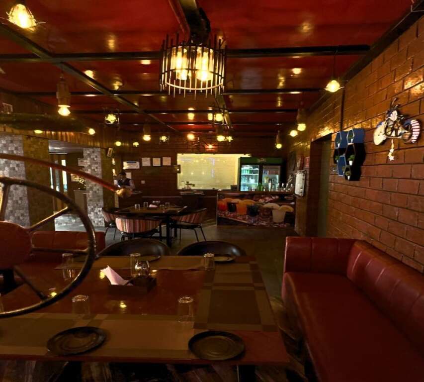 Сарнатх: Hotel Runway Inn