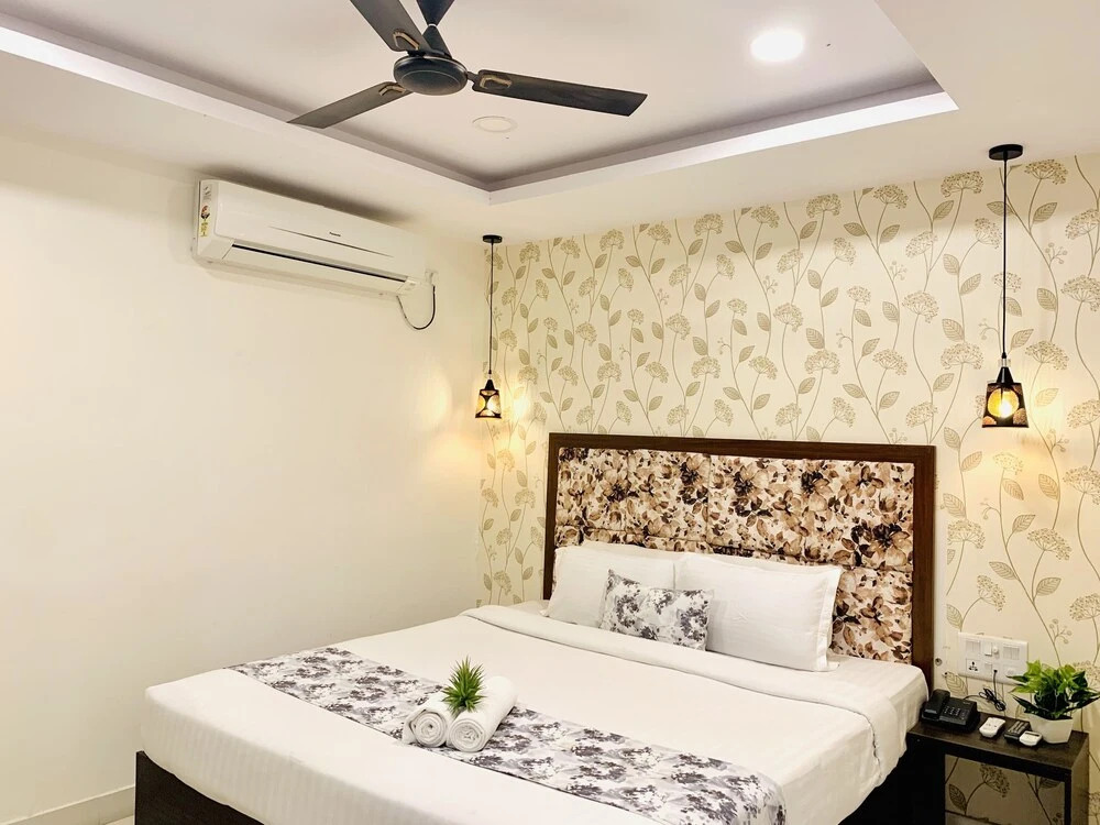 Шамшабад: Hotel Oak by signature Airport Zone