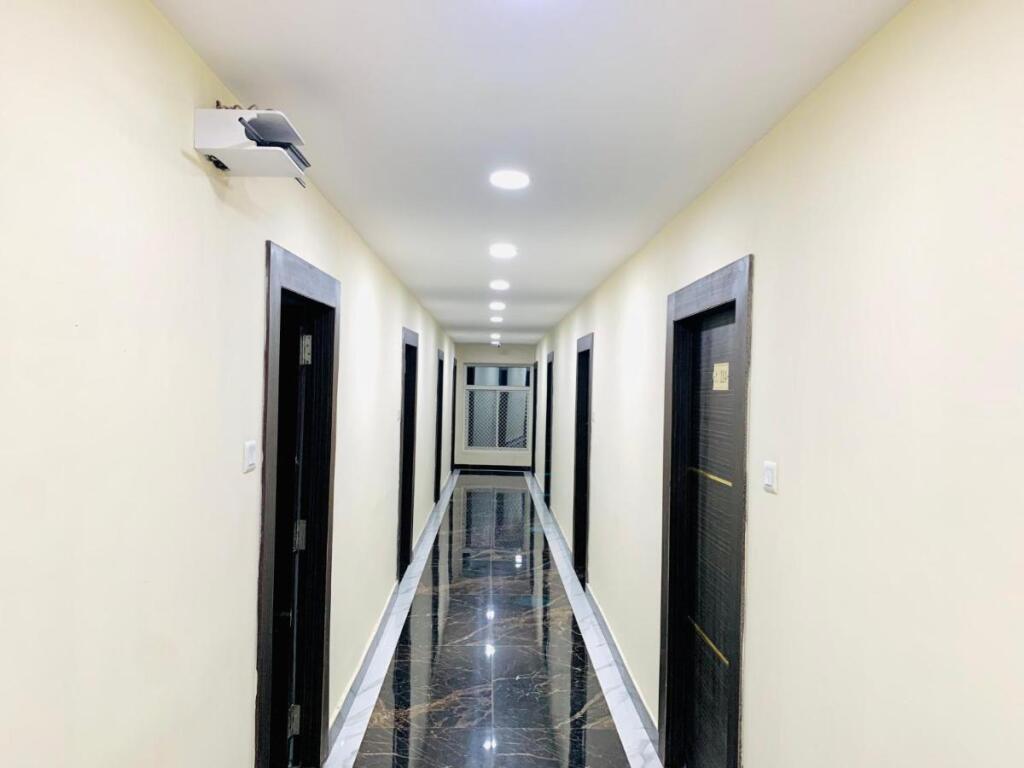 Шамшабад: Hotel Oak by signature Airport Zone