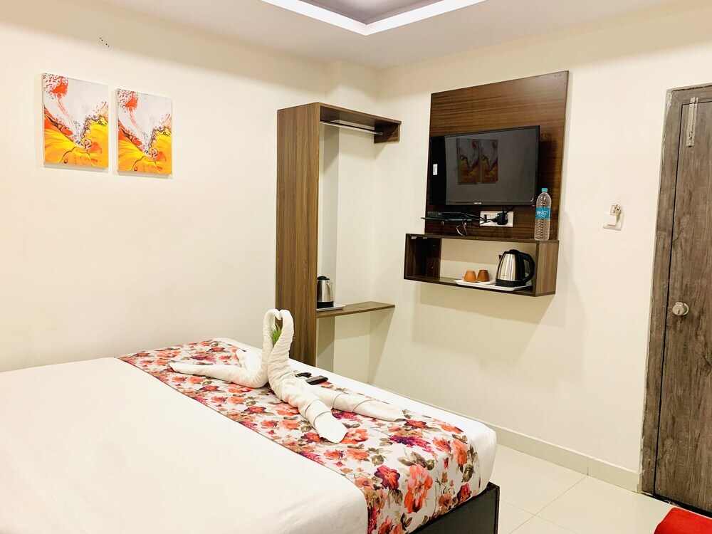 Шамшабад: Hotel Oak by signature Airport Zone