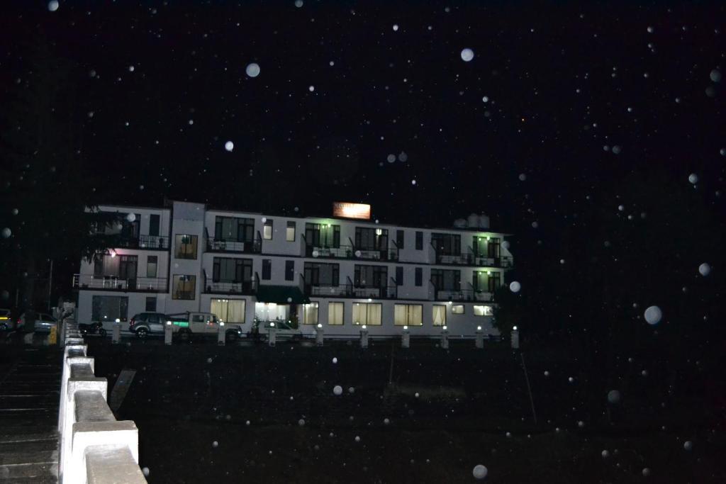 Шимла: Silicon Inn