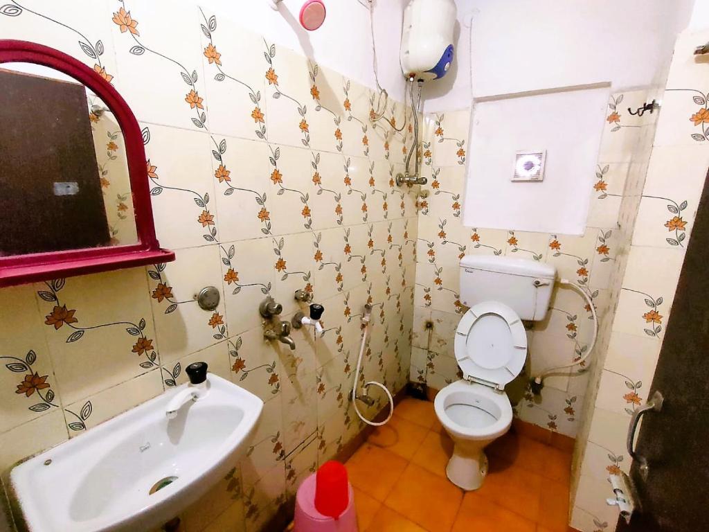 Тарапит: Chakra Nayan Tara Sonu Inn