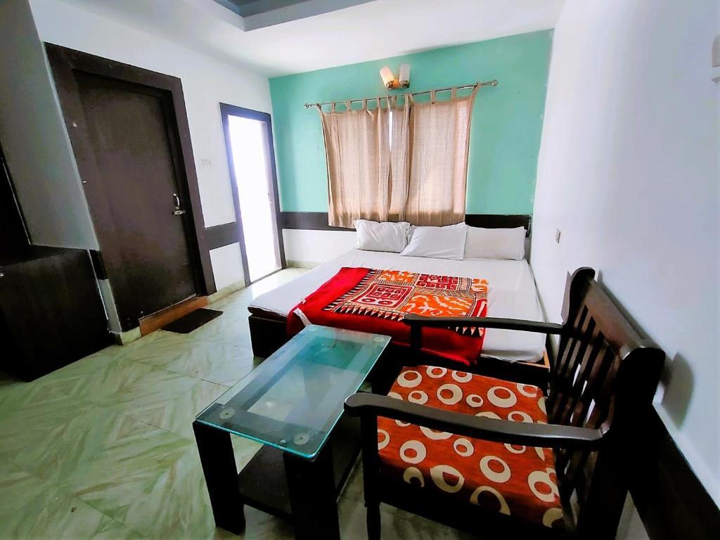 Тарапит: Chakra Nayan Tara Sonu Inn