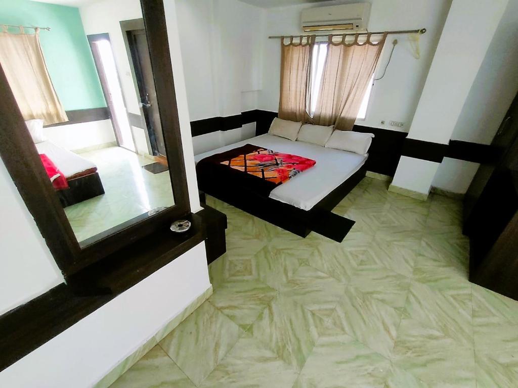 Тарапит: Chakra Nayan Tara Sonu Inn