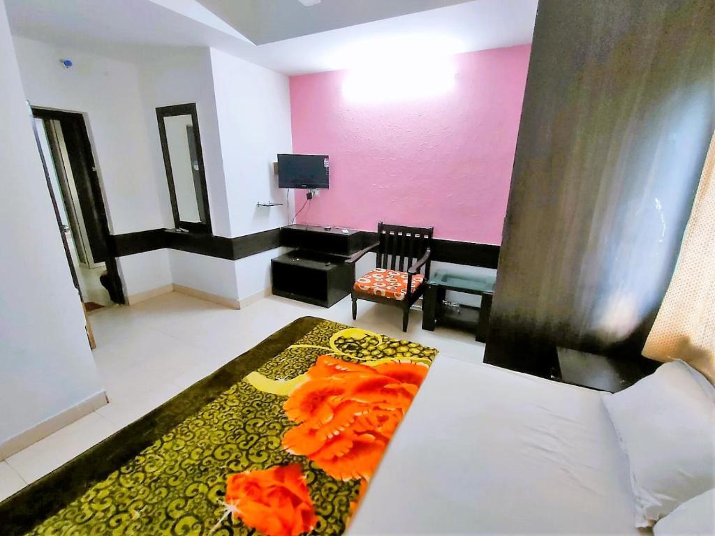 Тарапит: Chakra Nayan Tara Sonu Inn