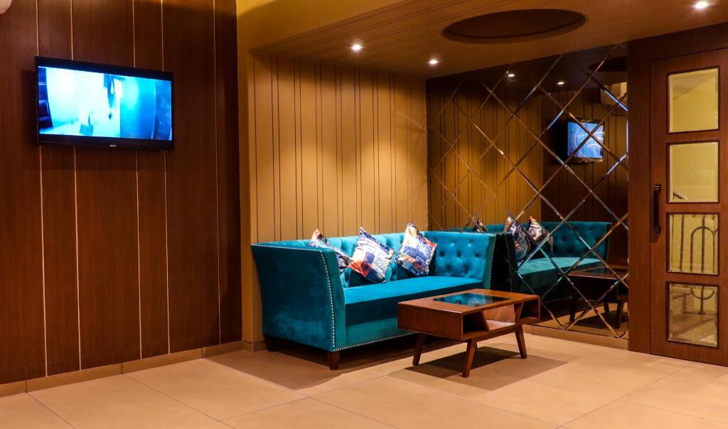 Тхане: Rudra Shelter Business Hotel