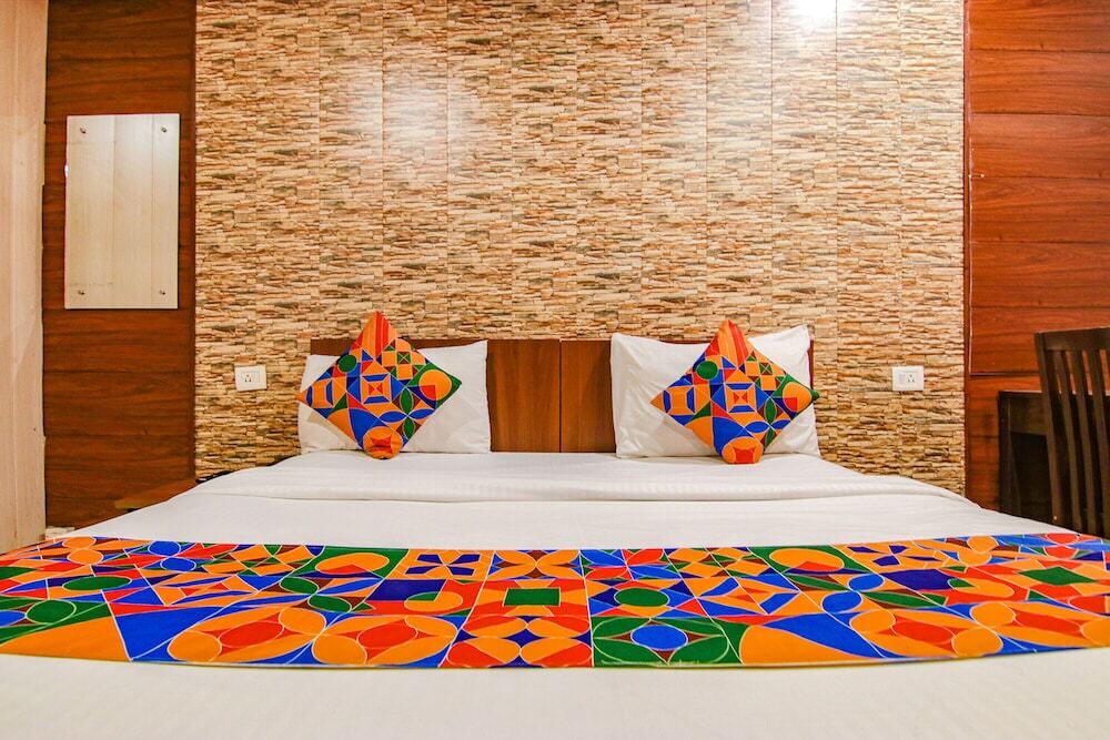 Дехрадун: Fabhotel Doon Maira