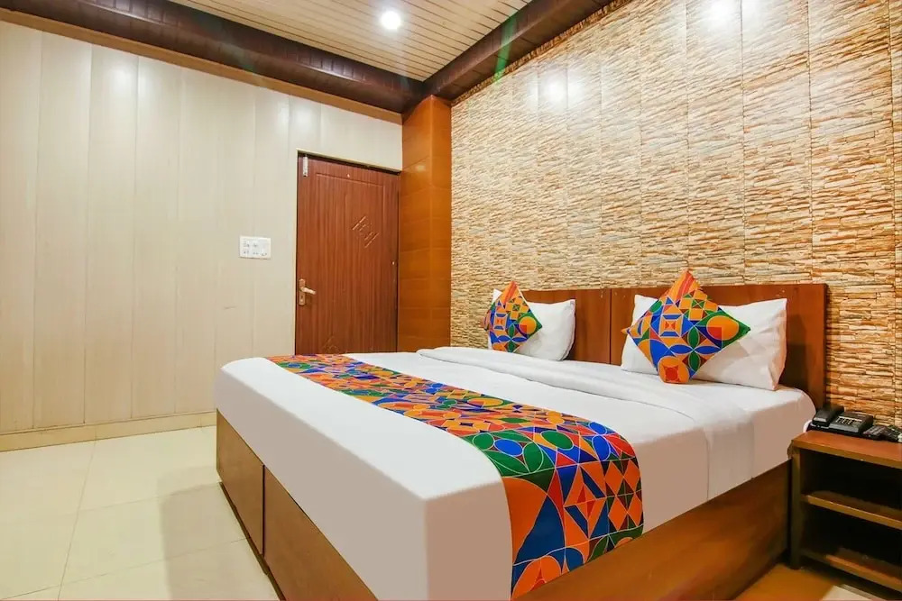Дехрадун: Fabhotel Doon Maira