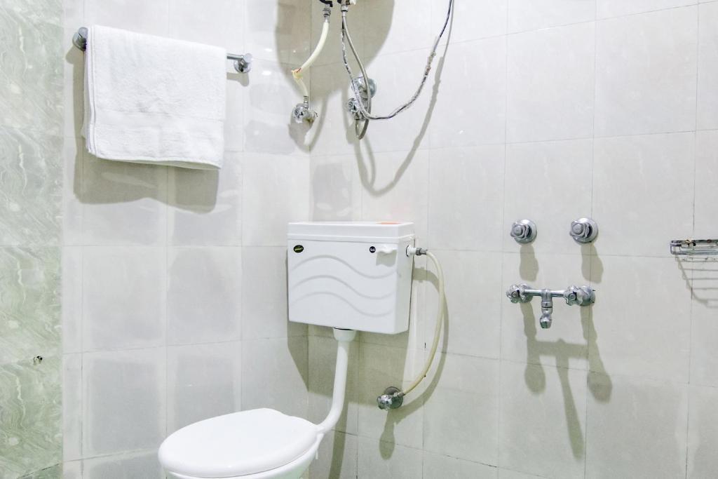 Дармсала: Fabhotel Rosewood Inn I