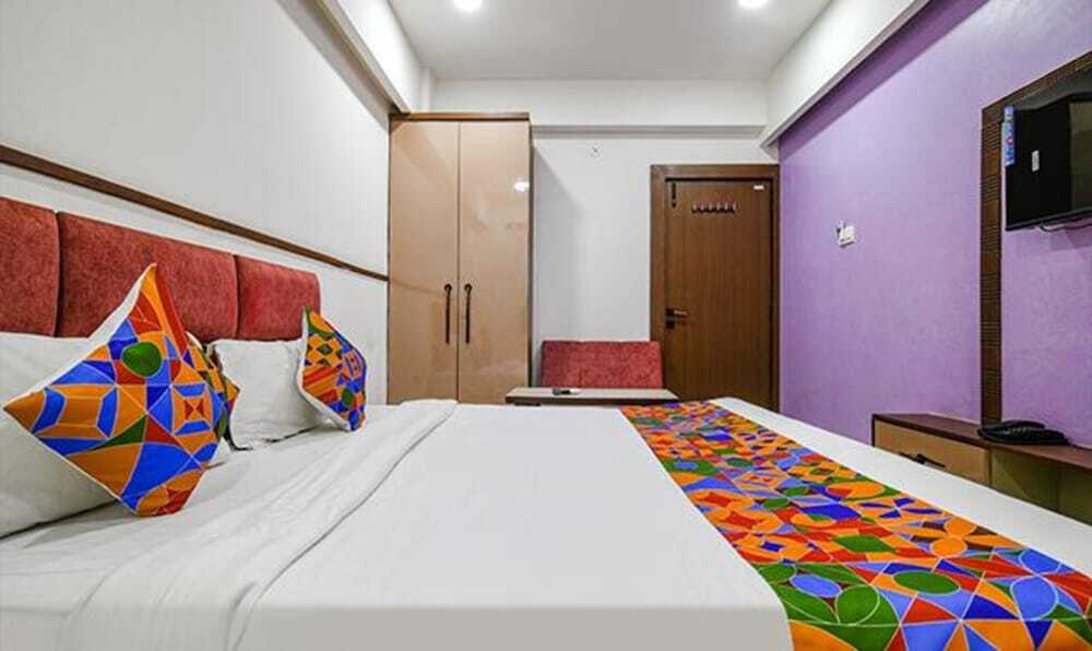 Индаур: Fabhotel Elite Residency