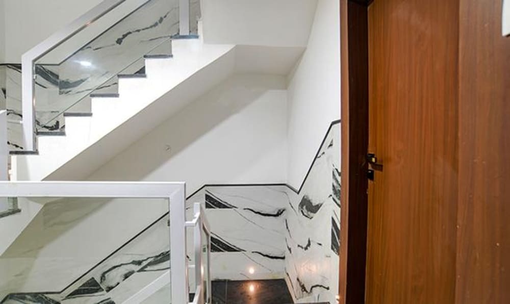 Индаур: Fabhotel Elite Residency